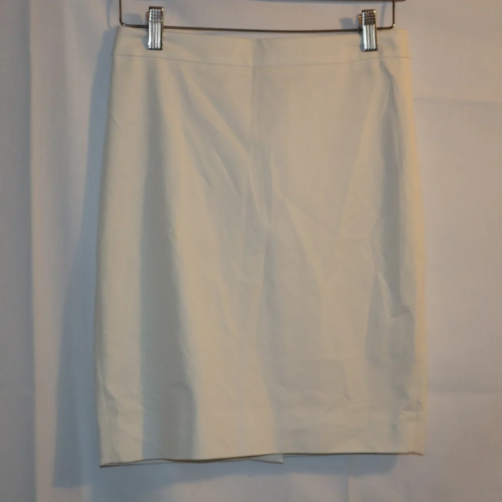 J. Crew White Mini Skirt Size 0‎ Petite